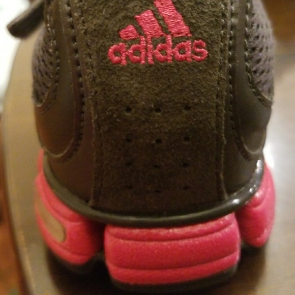 ADIDAS SHOES NWOT - Picture 6 of 8